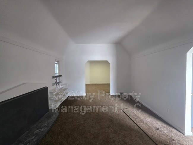 Photo - 5234 Berkshire St