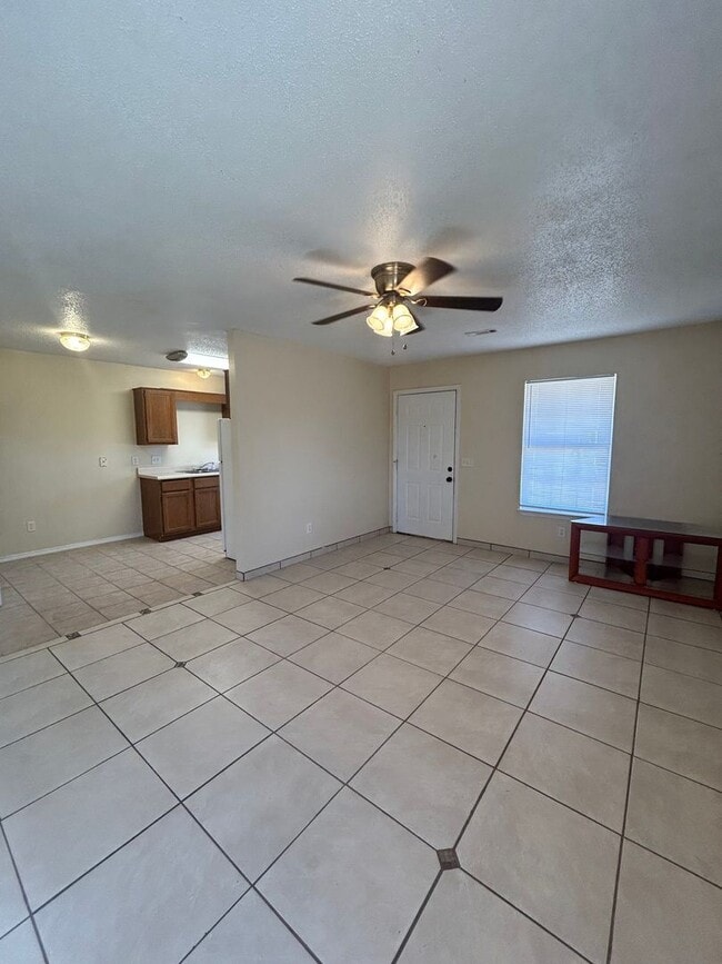 Photo - 3510 SW Landau Ct Unit 3510 SW Landau Ct Apt 2