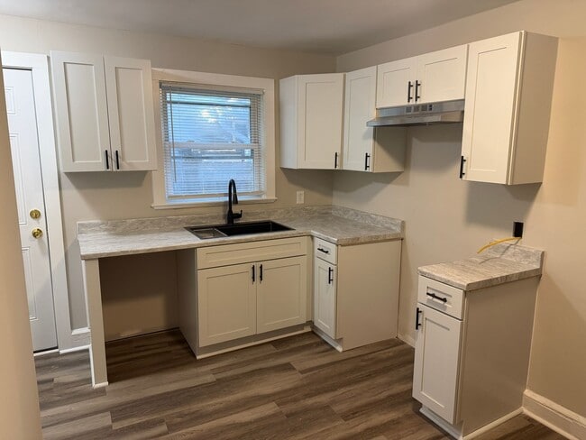 Photo - Beautifully Updated Duplex Near NoDa!!