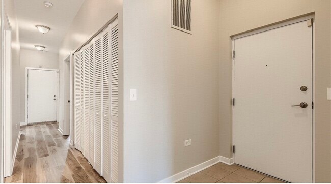 Photo - 4108 S Drexel Blvd