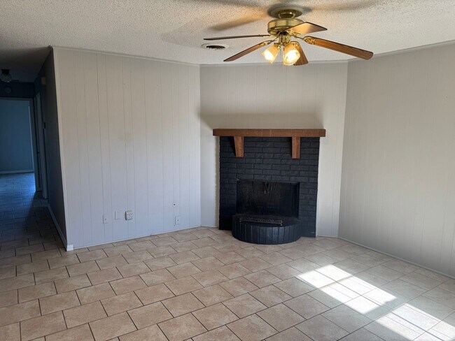 Photo - Jackson Street Duplex's Unit 6827