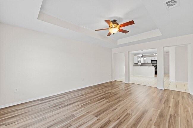 Photo - 4558 Barrington Ln