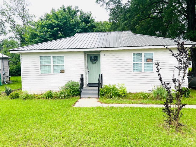 Building Photo - 16 N Elm Ave Rental