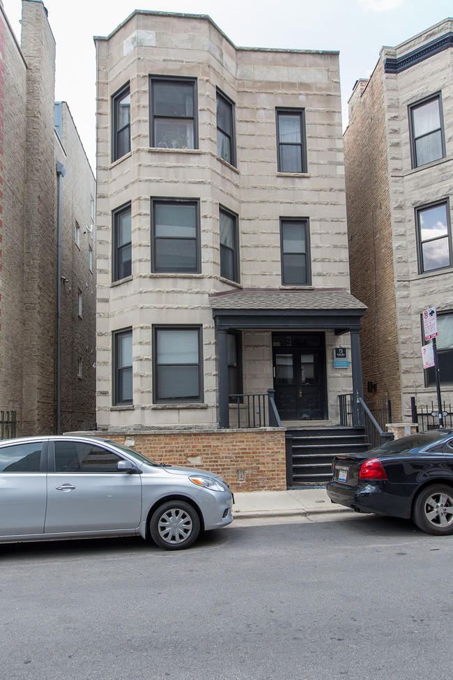 Building Photo - 2824 N Orchard Rental