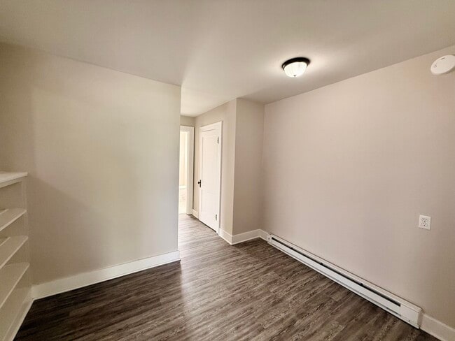 Photo - 640 Beaumont Ave Unit A