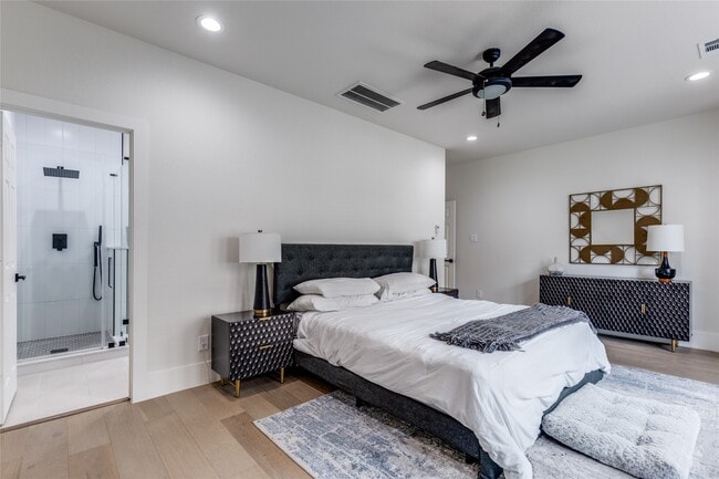 Photo - 5618 Canal St