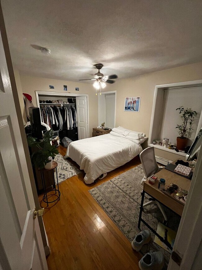 Photo - HOT NORTH END LISTING!!!!