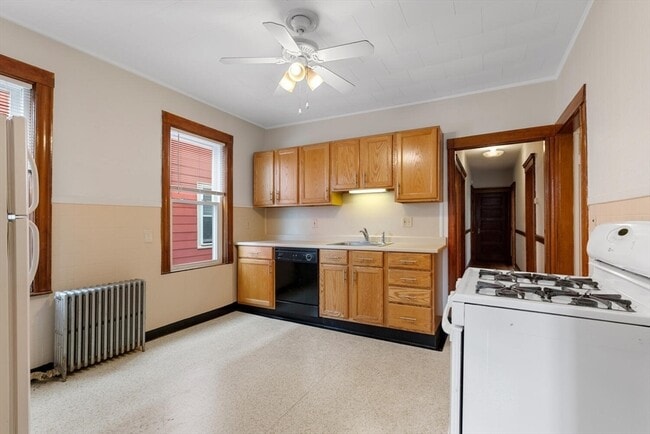 Photo - 45 Calvin St