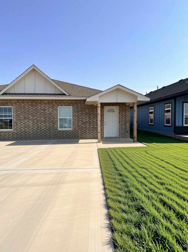 1407 SW Bishop Rd