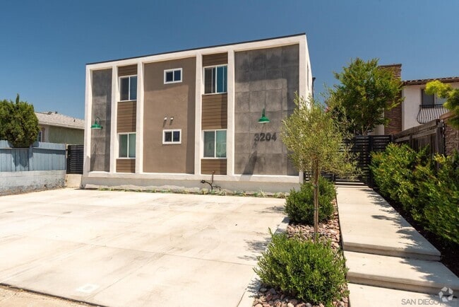 Building Photo - 3204 Collier Ave Unit 4 Rental