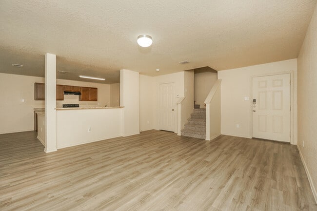 Photo - 8830 Scarlett Pl