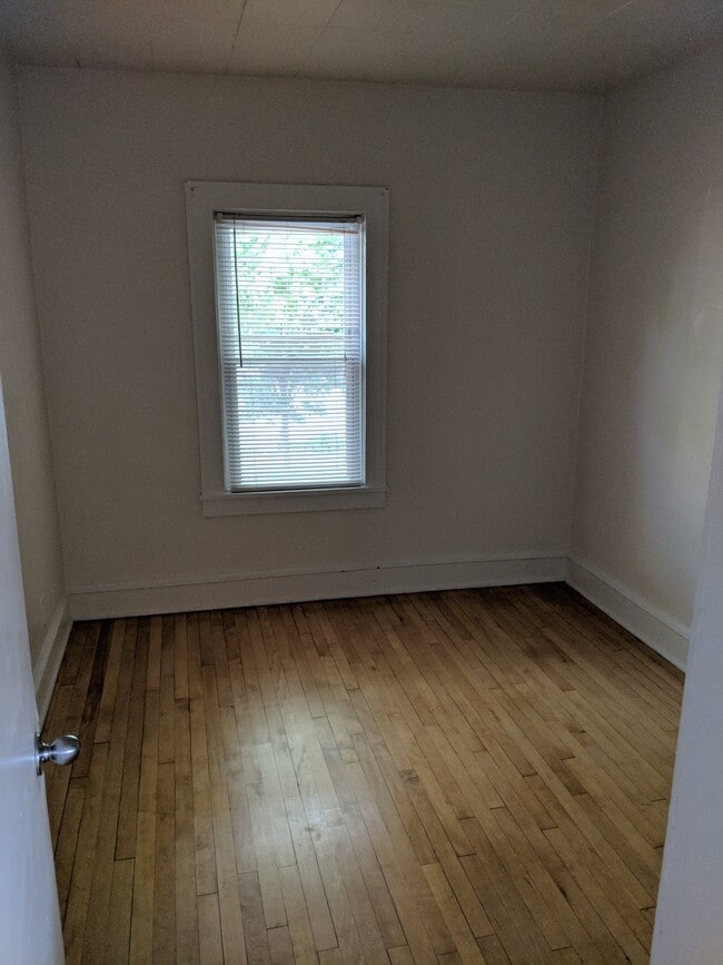 Building Photo - 133 e Montana st Unit #1 Rental