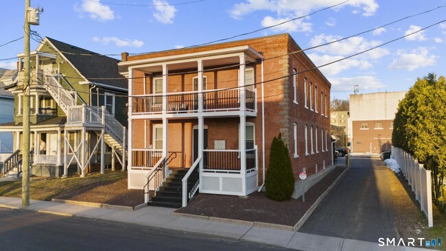 Photo - 18 Kelley St Unidad 3