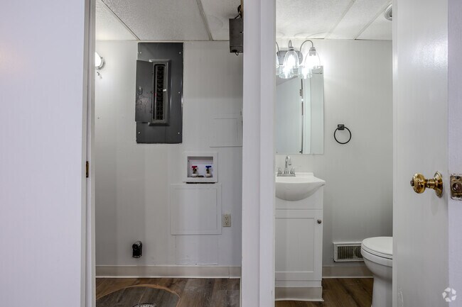 2HAB, 1.5BA - 1,044&nbsp;ft² - Wyndanwood Apartments