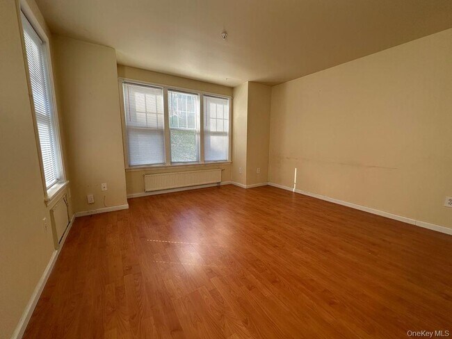 Photo - 1870 Baldwin Rd Unit 24