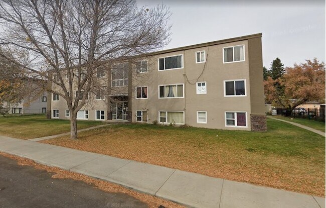 Building Photo - 12940-12118 118 Ave NW Unit 7A