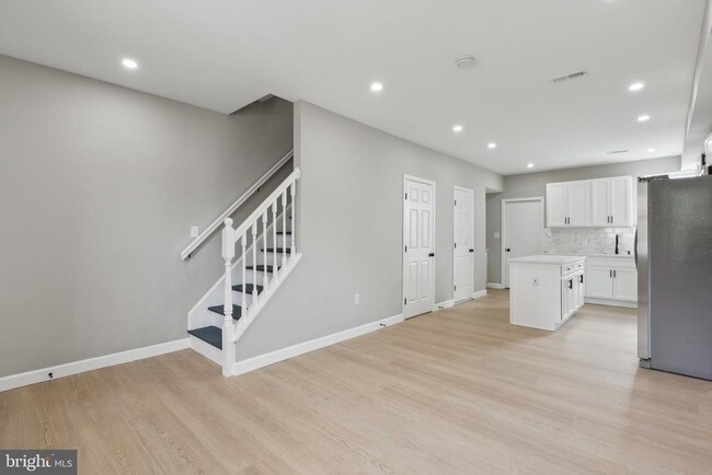 Photo - 3725 Beehler Ave Townhome