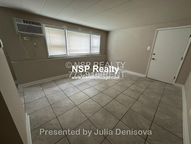 Photo - 9630 Ivanhoe Ave Unit 1
