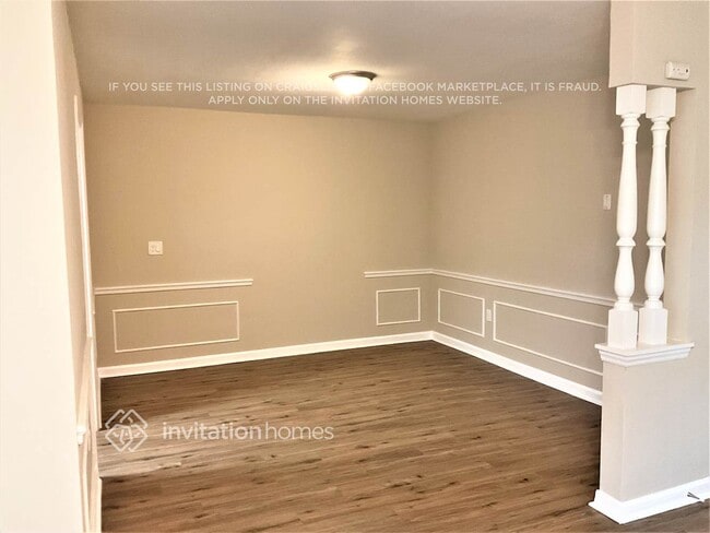 Photo - 711 Humber Ln