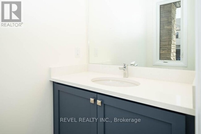 Photo - 74 Granka St