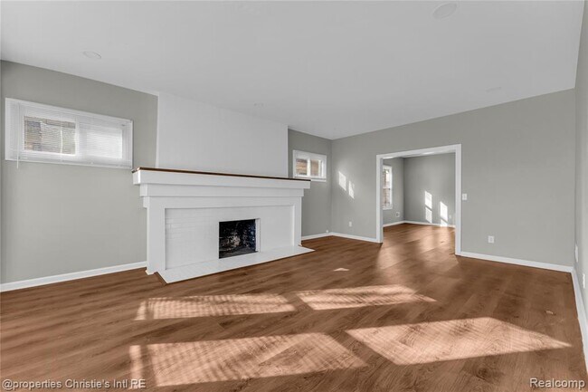 Photo - 2508 Clairmount Ave