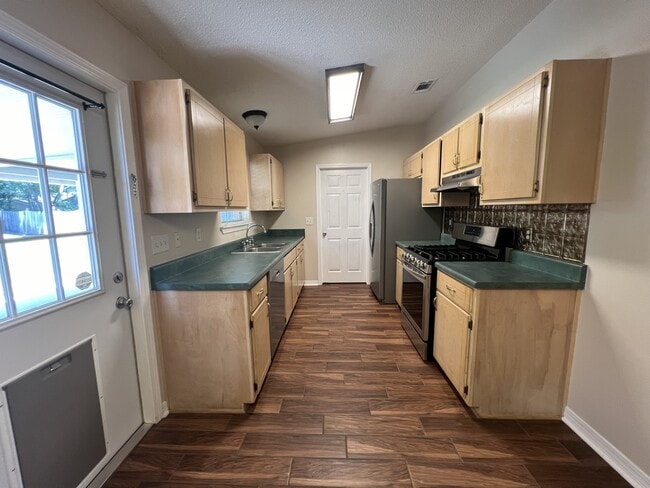 Photo - 309 Adams Dr