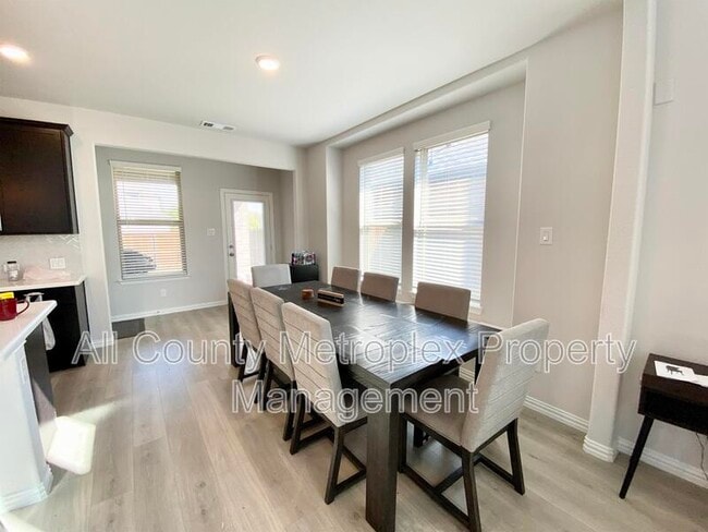 Photo - 1510 Verbena Ln