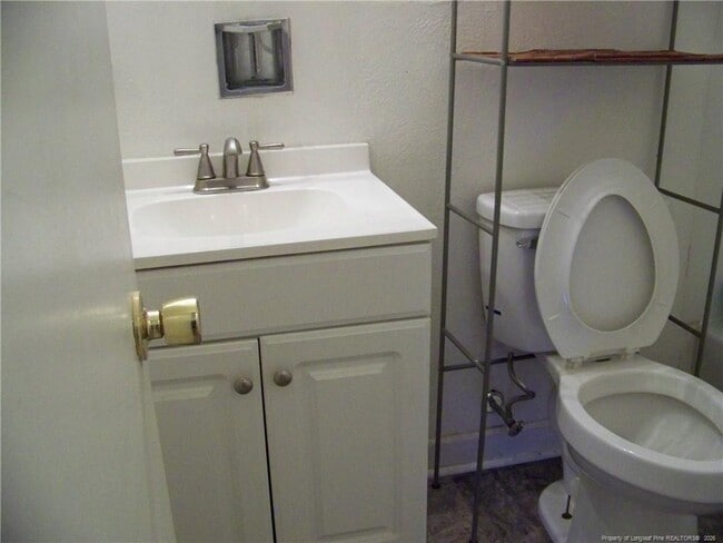 Photo - 320 Bandera Dr