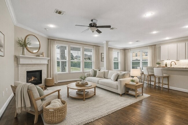 Building Photo - 20102 Three Chutes Ln