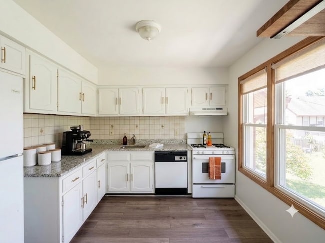Photo - 65 Chelsea Cir