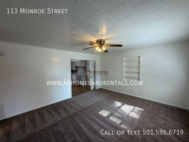 Photo - 113 N Monroe St