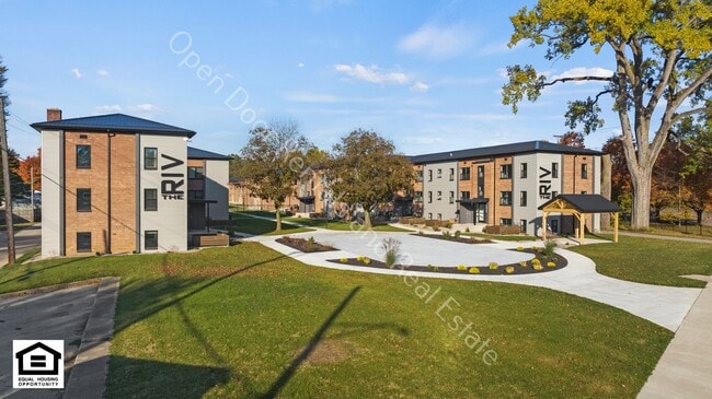 Building Photo - 1823 Griswold Dr Unit B12