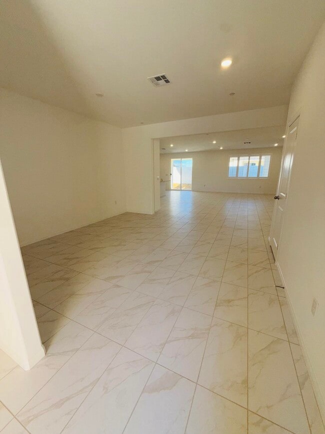 39171 Quixote Ct