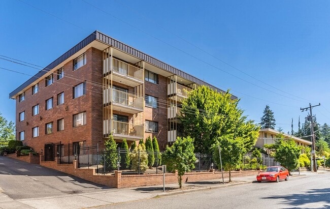 Photo - Jackson Manor