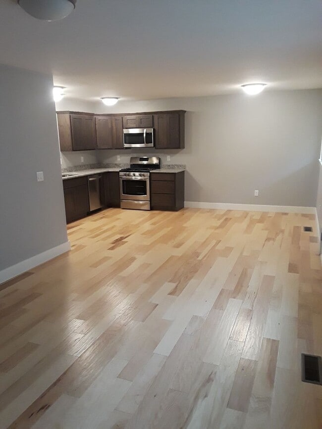 Photo - 2928 Warbler Way Unit B