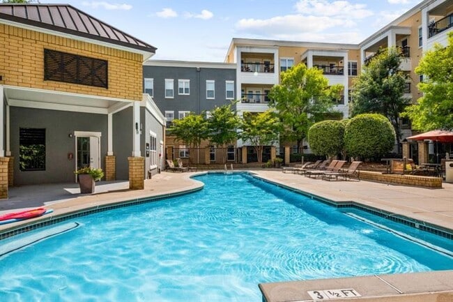 Building Photo - 870 Inman Village Pky NE Unit 533 Rental