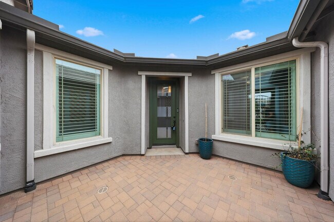 Photo - 2527 E Nancy Ln