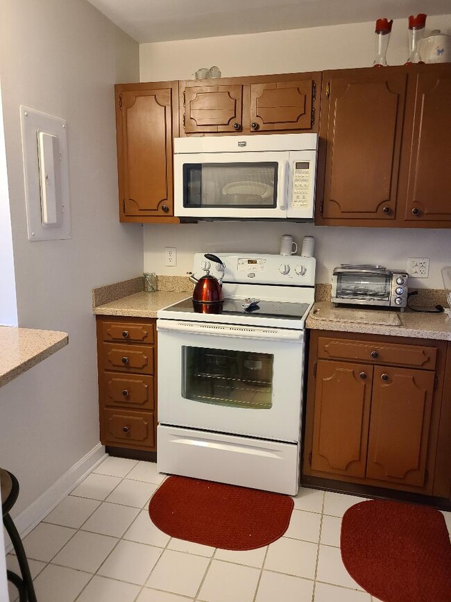 Photo - 1800 Roundhill Rd Unit # 1004