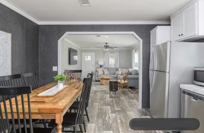 Photo - 19 Briarfield Ct