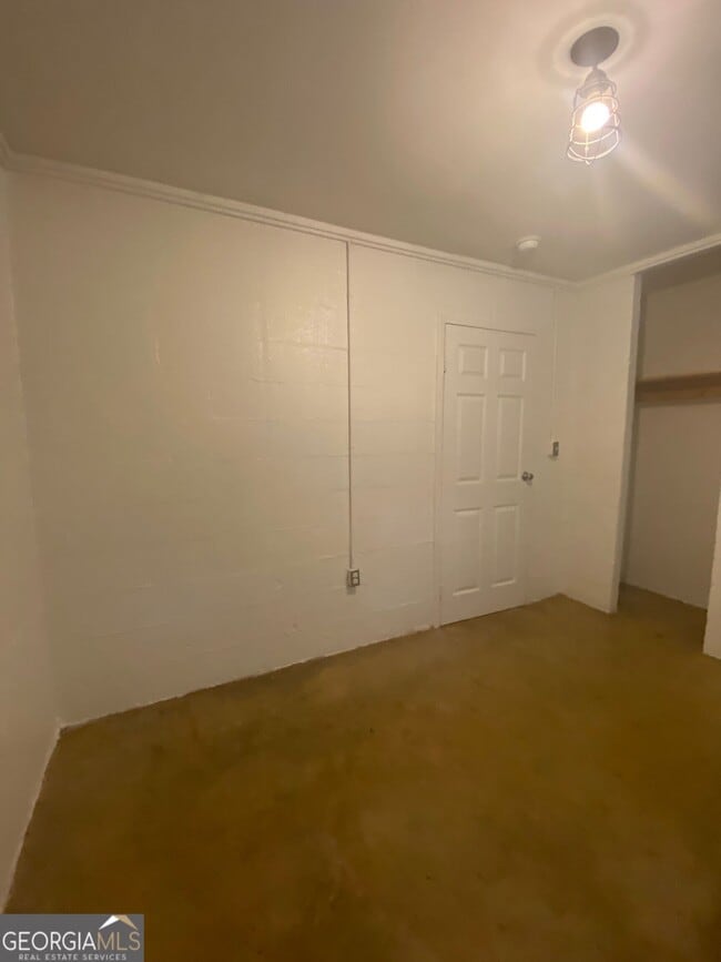 Photo - 170 Griffeth St