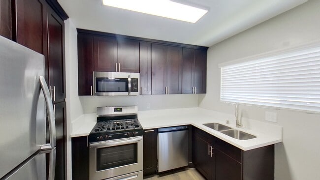 Photo - Ladera Townhouse