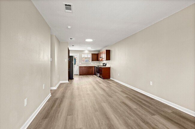 Photo - 12023 Roddy Rd Unit 2