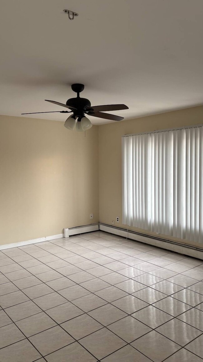 Photo - 182 Jerusalem Ave