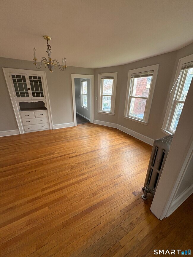 Photo - 250 Deerfield Rd