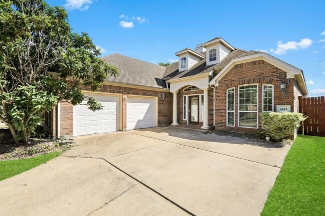 Building Photo - 6642 Redberry Glen Ln