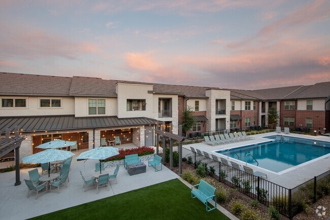 Pool - The Luxe at Rowlett 55+ Active Adult Rental