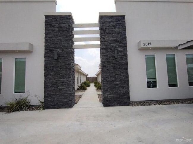 Photo - 2012 Summerland Ln Condo Unit 2