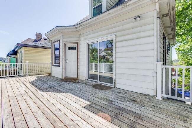 Photo - 235 Lelia St Unidad Apt 2 (Top)