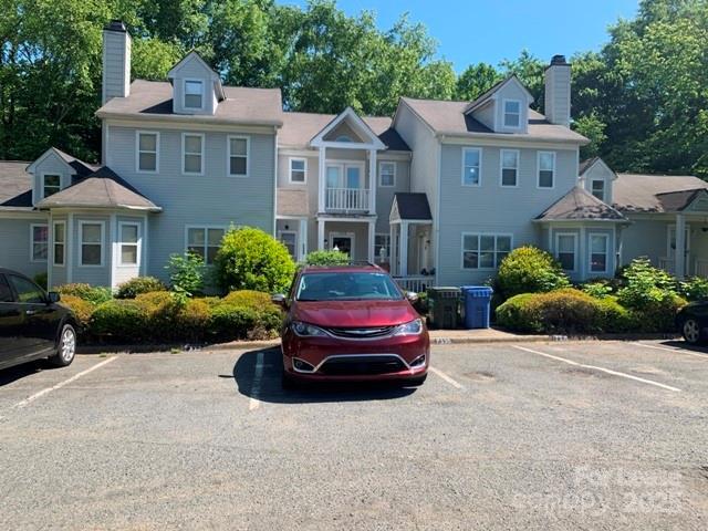 Building Photo - 7332 Mdw Gln Dr Rental