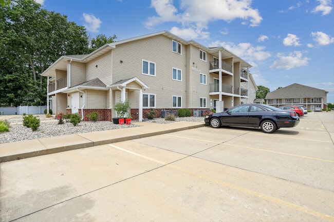 Photo - Eastland Apartments